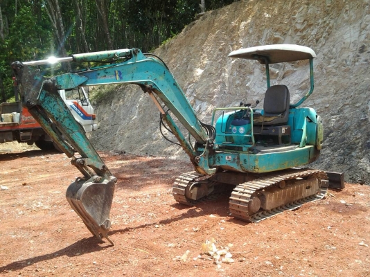 ขายรถแบคโฮ KOMATSU PC27R-8 เอกสารอินวอย ราคา 330000
