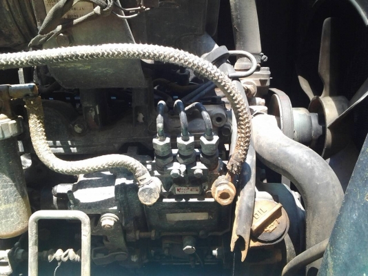 ขายรถแบคโฮ KOMATSU PC27R-8 เอกสารอินวอย ราคา 330000
