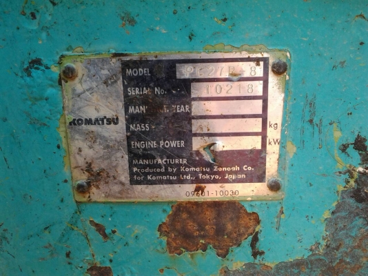 ขายรถแบคโฮ KOMATSU PC27R-8 เอกสารอินวอย ราคา 330000
