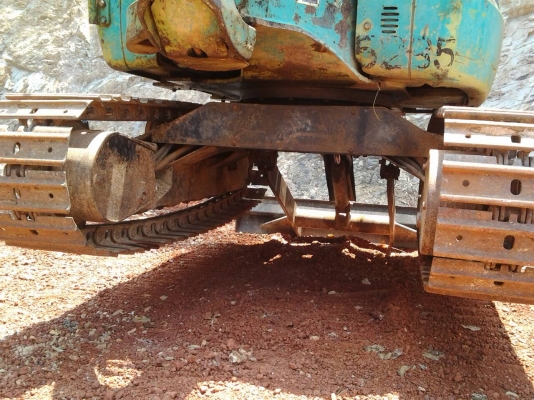 ขายรถแบคโฮ KOMATSU PC27R-8 เอกสารอินวอย ราคา 330000