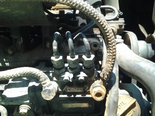 ขายรถแบคโฮ KOMATSU PC27R-8 เอกสารอินวอย ราคา 330000