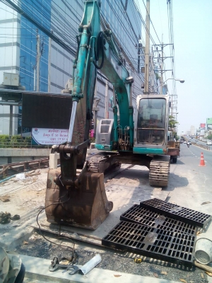 ขายรถแบคโฮ KOBELCO 115SR ไมล์ 13338 ชม.เอกสารอินวอย ราคา 720000