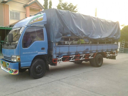 ขายรถบรรทุก 6ล้อ ยี่ห้อISUZU NQR150แรง