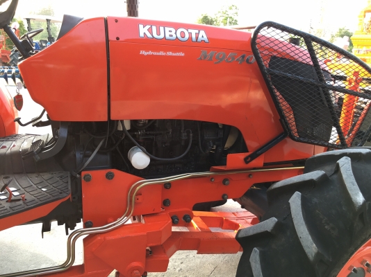 ** ราคา 730,000 ** รถไถ KUBOTA M9540 เช็คใหม่ทั้งคัน ยางใหม่ 4เส้น ผานหลังเลือกได้ครับ โทร062 387-4789