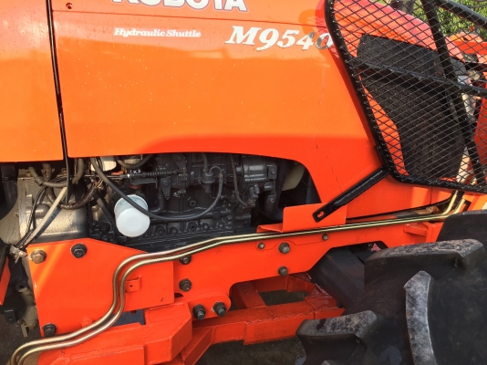 ** ราคา 730,000 ** รถไถ KUBOTA M9540 เช็คใหม่ทั้งคัน ยางใหม่ 4เส้น ผานหลังเลือกได้ครับ โทร062 387-4789