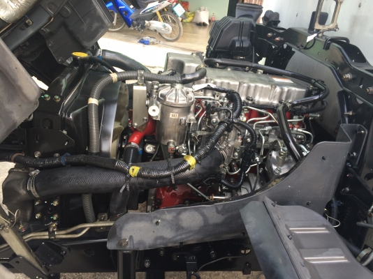 Hino FC9JJ series 500 ปี 52 ตู้บรรทุก4บาน ยาว 5.50 ม. รถสวย พร้อมทะเบียนและชุดโอน