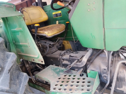 ขายจอนเดีย 5310 สภาพพร้อมใช้ครับ ขายจอนเดีย 5310 สภาพพร้อมใช้ครับ