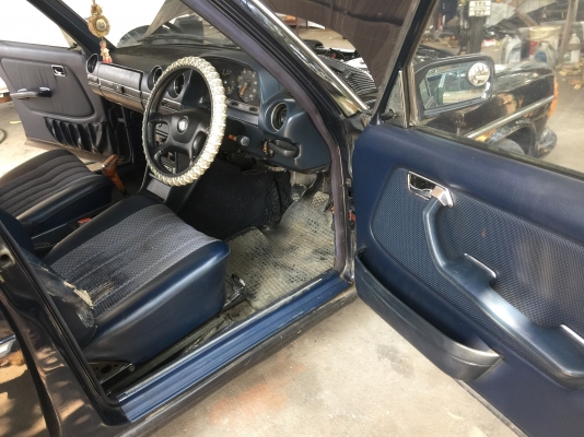 ขายถูกรถพร้อมใช้งาน เครื่องดีเซล5สูบ ภาษีไม่ขาด ช่วงล่างดีมาก เอกสารครบพร้อมโอน ขายถูกรถพร้อมใช้งาน เครื่องดีเซล5สูบ ภาษีไม่ขาด ช่วงล่างดีมาก เอกสารครบพร้อมโอน