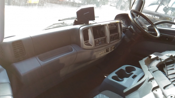 Hino mega fc ตรงรุ่น 6 ล้อ ไม่มีแคปหลัง Hino mega fc ตรงรุ่น 6 ล้อ ไม่มีแคปหลัง