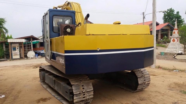 ขายรถแบ็คโฮ Kobelco 04 เดิมๆ ตามรุ่น แอร์พร้อม เอกสารซื้อขาย พร้อมใช้งาน