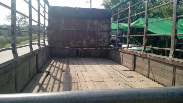 ขายรถ6ล้อ ยาว5เมตร NPR135แรง รถสวยสภาพดี มีเอกสารพร้อมโอน สนใจโทร 090-8588220คุณนะ 093-3258446คุณบิว หรือเข้าดูสินค้าอื่นๆได้ที่ www.truck.in.th/498 หรือเพจFacebook ณรงค์ซื้อขาย รถมือสอง (เว็บไซต์ส่วนตัว) หรือFacebook คุณนะ รถบรรทุก