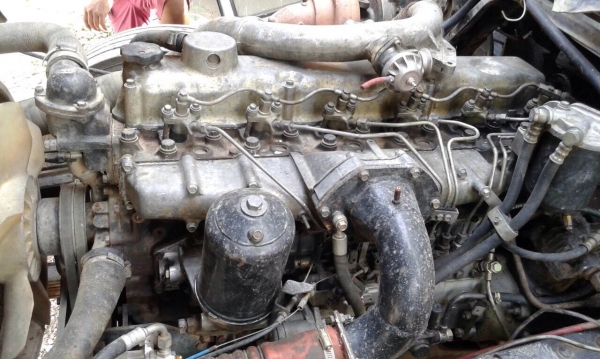 ขายรถบรรทุก Mitsubishi FN527ETC เครื่องเดิม 220 แรง มีเทอร์โบ เกียร์เดิม ยาง 80\% วางหัวใหม่