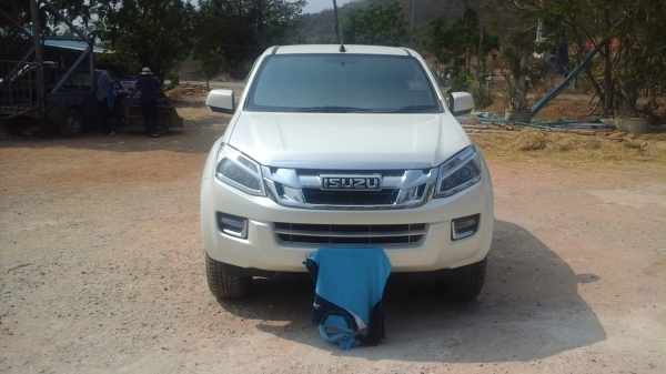 มาก่อนได้ก่อน ขายดาว์น วีคลอส 4 ประตู สีขาวมุก 70000 อยู่   อ.หัวหิน