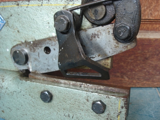 กรรไกรตัดเหล็กมือโยก Mubea made in W.- Germany