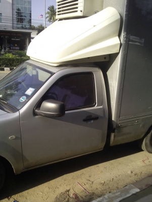 ขายรถห้องเย็นฟอร์ดเรนเจอร์  ถูก ๆ 120000 เครื่อง J ่ติดแก๊ส