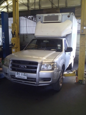 ขายรถห้องเย็นฟอร์ดเรนเจอร์  ถูก ๆ 120000 เครื่อง J ่ติดแก๊ส