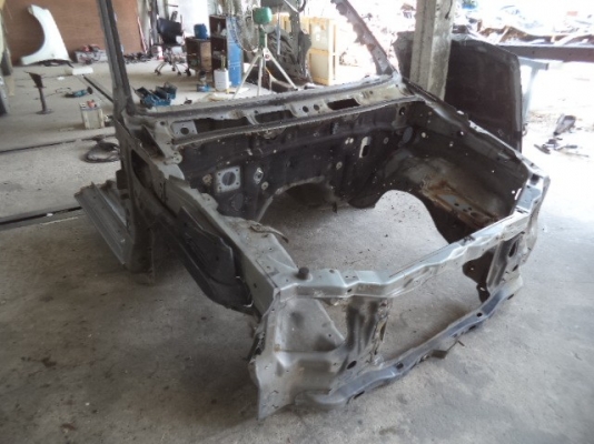 หัวตัดครึ่งท่อนหน้า ดีแม็ก - เชฟ