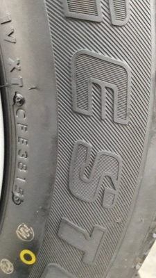 ขายล้อแม็กป้ายแดง new everest 18" พร้อมยางปี15  สนใจติดต่อ ตาเล็ก ล้อและยาง