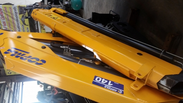 ขายเครนพับสำหรับติดรถบรรทุก