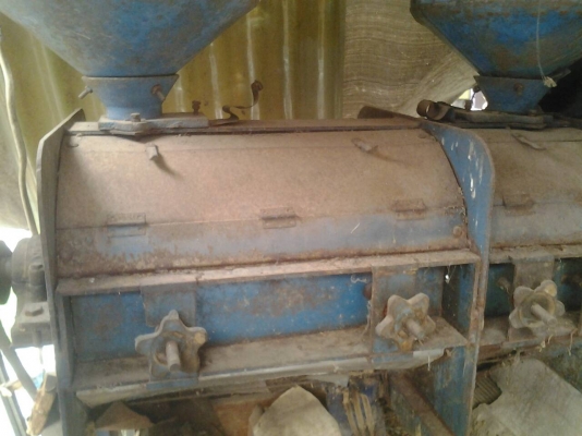 ขายตามสภาพโรงสีข้าว2กะเพาะพร้อมมอเตอร์5แรงมิตซูบิชิ ขายตามสภาพโรงสีข้าว2กะเพาะพร้อมมอเตอร์5แรงมิตซูบิชิ