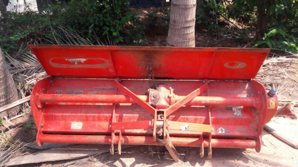 ขายรถไถคูโบต้า  L34  อุปกรณ์ครับ  ผานดันหน้า  ผันหลัง(4)  โรตาลี่  ราคา 168,000  ราคาดีสวยครับ