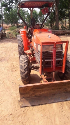 ขายรถไถคูโบต้า  L34  อุปกรณ์ครับ  ผานดันหน้า  ผันหลัง(4)  โรตาลี่  ราคา 168,000  ราคาดีสวยครับ