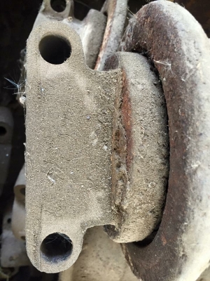 โรลเลอร์รถขุด sumitomo SH200 เก่าญี่ปุ่น ราคา 2,000 บาท โรลเลอร์รถขุด sumitomo SH200 เก่าญี่ปุ่น ราคา 2,000 บาท