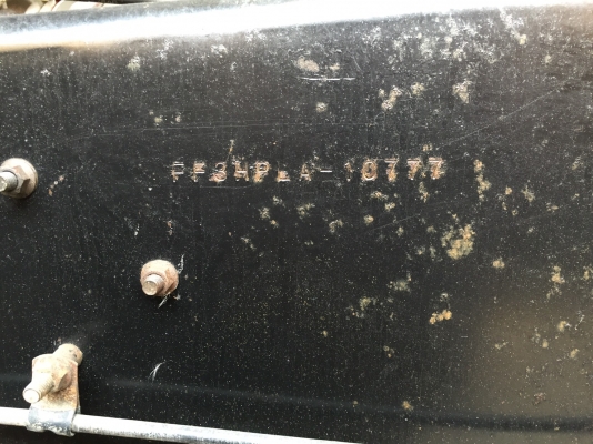 ขายด่วน! รถบรรทุกติดเครน HINO 6 ล้อ เครื่องดี เเคซซีสวย สภาพพร้อมใช้งาน ขายด่วน! รถบรรทุกติดเครน HINO 6 ล้อ เครื่องดี เเคซซีสวย สภาพพร้อมใช้งาน