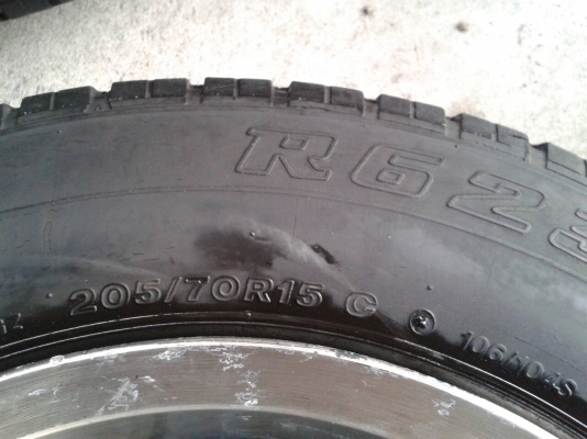 ขอบ15นิ้ว5รู114 พร้อมยาง สวยๆ 4 ล้อ ลดคาเหลือ 5000 บาท ขอบ15นิ้ว5รู114 พร้อมยาง สวยๆ 4 ล้อ ลดคาเหลือ 5000 บาท