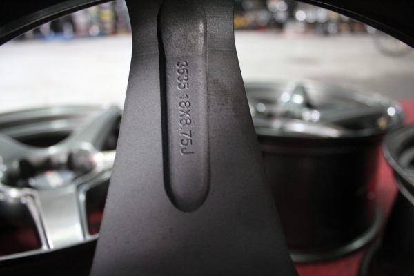 ขายล้อมือสอง XXR-535 ขอบ18 สีกันเมทาลิก ชุดละ 15,000 บาท