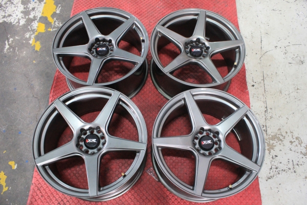 ขายล้อมือสอง XXR-535 ขอบ18 สีกันเมทาลิก ชุดละ 15,000 บาท