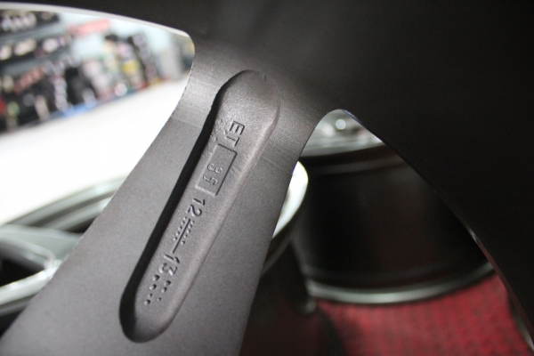 ขายล้อมือสอง XXR-535 ขอบ18 สีกันเมทาลิก ชุดละ 15,000 บาท