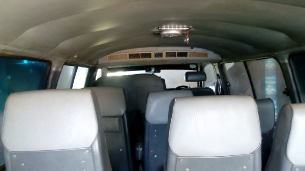 รถตู้หัวจรวจ รถตู้หัวจรวจ