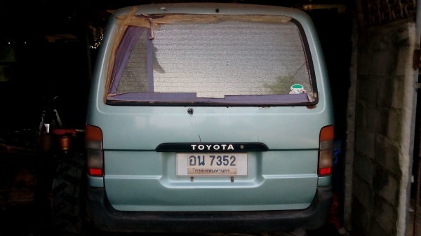 รถตู้หัวจรวจ รถตู้หัวจรวจ