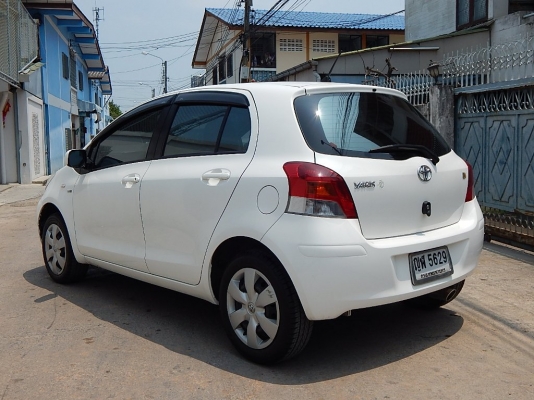 ยาริส เกียร์ธรรมดา ปี 2011 วิ่ง 101,000 โล ยาริส เกียร์ธรรมดา ปี 2011 วิ่ง 101,000 โล