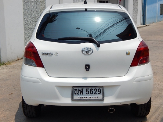 ยาริส เกียร์ธรรมดา ปี 2011 วิ่ง 101,000 โล ยาริส เกียร์ธรรมดา ปี 2011 วิ่ง 101,000 โล