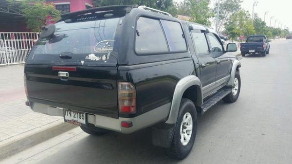 ขายโตโยต้า ไทเกอร์ ปี 03 เครื่อง 3000 G D4D 4 ประตู ออโต้ 4x4 รุ่นท็อปสุด