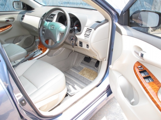 ALTIS 1.8 E ปี 09 ตัวถังเดิมทั้งคัน รถสวยเบี้ยบ ออกรถ 15,000