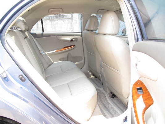 ALTIS 1.8 E ปี 09 ตัวถังเดิมทั้งคัน รถสวยเบี้ยบ ออกรถ 15,000