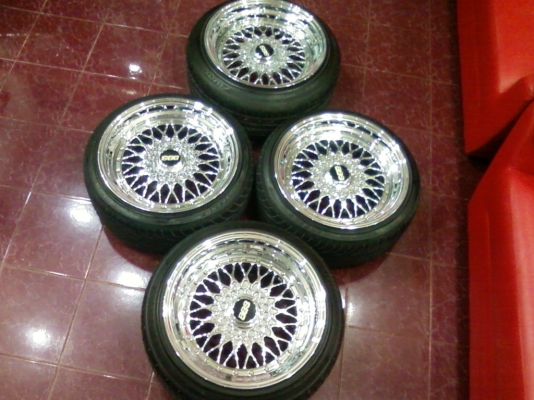 MAX BBS โคเมี้ยม 5 รู BENZ 112 และ 5 รู BMW 120 ขอบ 17ยาง ปี 15