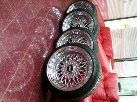 MAX BBS โคเมี้ยม 5 รู BENZ 112 และ 5 รู BMW 120 ขอบ 17ยาง ปี 15