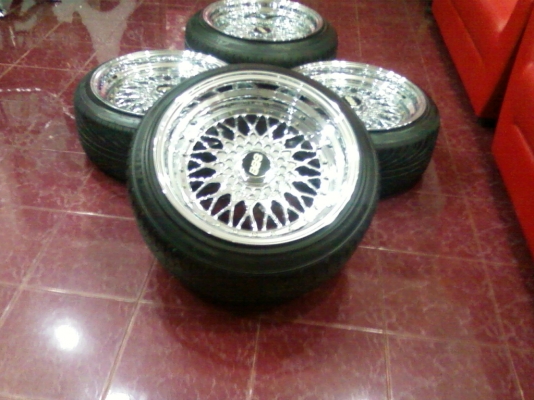 MAX BBS โคเมี้ยม 5 รู BENZ 112 และ 5 รู BMW 120 ขอบ 17ยาง ปี 15