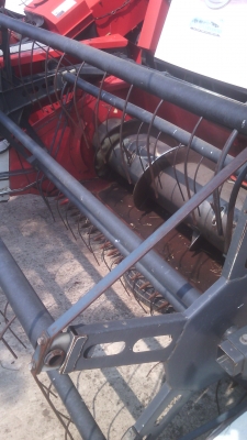 รถเกี่ยวข้าวDC60ลองกะสอบ