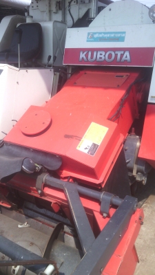 รถเกี่ยวข้าวDC60ลองกะสอบ