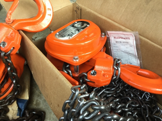 ** ช้างสาวแกะกล่อง!! ** รอกโซ่สาว ตราช้าง 3 ตัน K-75 JAPAN ของใหม่ 100\% นอนกล่อง!!