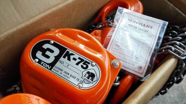 ** ช้างสาวแกะกล่อง!! ** รอกโซ่สาว ตราช้าง 3 ตัน K-75 JAPAN ของใหม่ 100\% นอนกล่อง!!