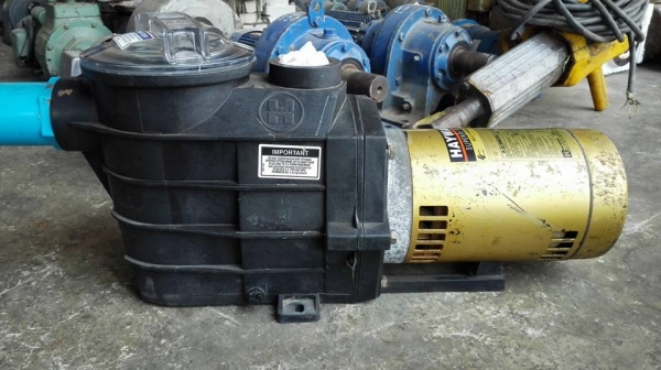 ** Sold Klub ** ปั้มน้ำสระว่ายน้ำ HAYWARD USA.รุ่น Super II Pump 3 HP 380V ท่อ 2" เจ้าของทุบสระทำบ่อปลาเลยขายครับ!!