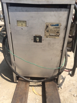 ขายรถยกโฟร์คลิฟท์ไฟฟ้านั่งขับ ขนาด 2.5 ตัน สภาพดีมาก ๆ Nissan Forklift Model : P1B2L25U-3F600