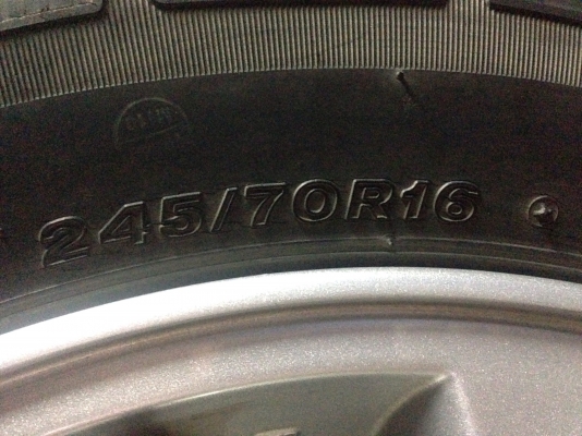 แม็ก ISUZU D-MAX Hilander พร้อมยาง 245-70-16 แม็ก ISUZU D-MAX Hilander พร้อมยาง 245-70-16