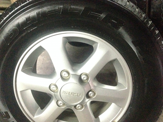 แม็ก ISUZU D-MAX Hilander พร้อมยาง 245-70-16 แม็ก ISUZU D-MAX Hilander พร้อมยาง 245-70-16